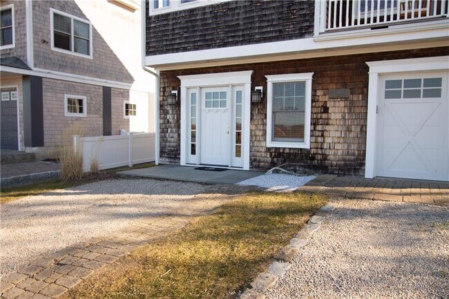 Building Photo - 57 Attleboro Ave