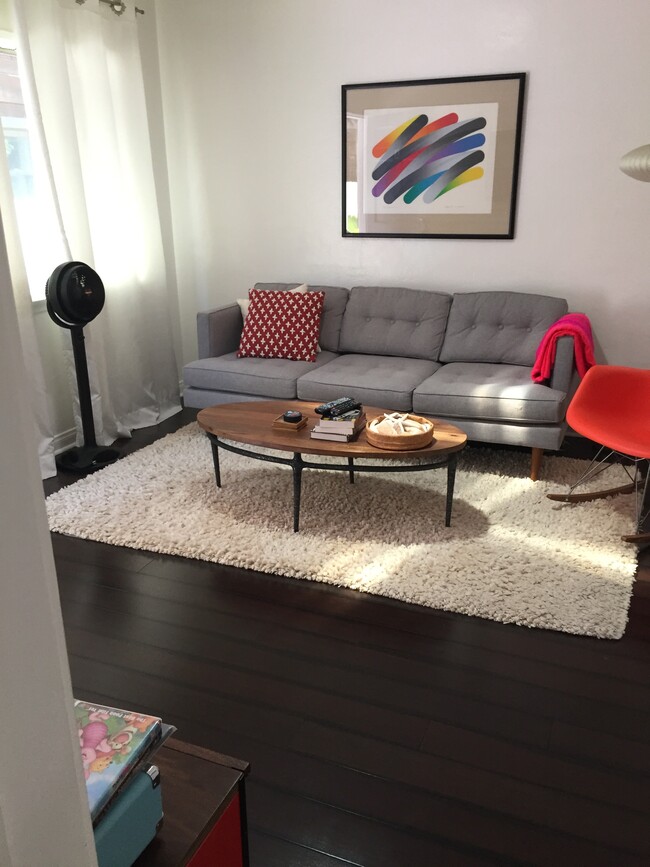 Foto del edificio - 309 Windward Ave