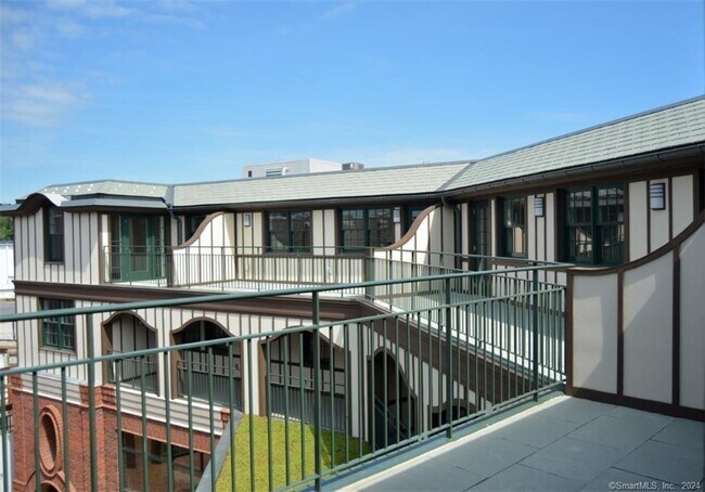 Foto del edificio - 5 Church Ln