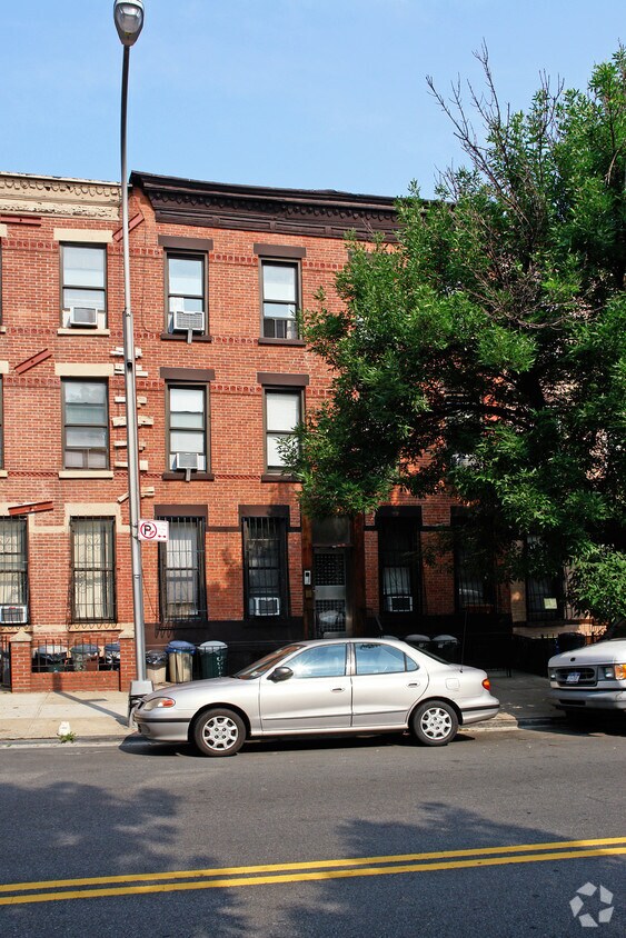 Primary Photo - 530 6th Ave