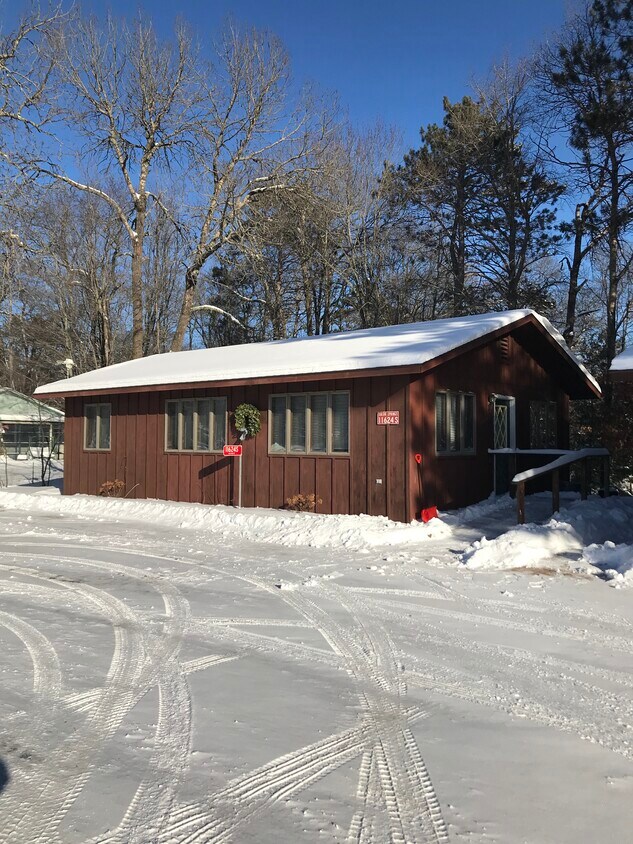 Foto principal - 11624 S Railroad St