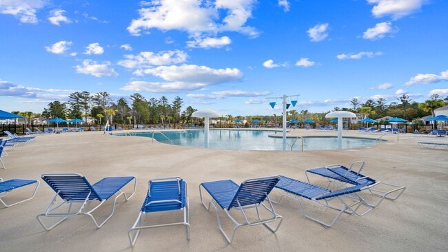 Building Photo - 4 bedroom, 2.5 bathroom 2-story home at The Pines at New Hampstead!! July 2026