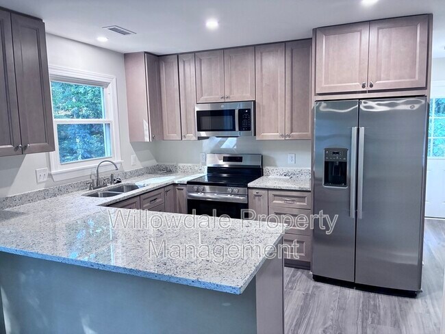 Foto del edificio - 102 E Charing Cross