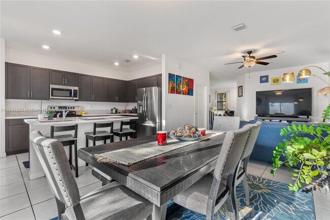 Foto del edificio - 12754 SW 230th St