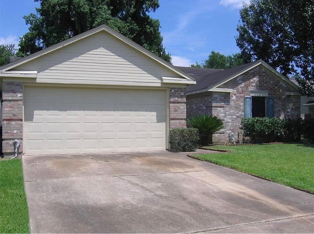 2627 Chimneystone Cir, Sugar Land, TX 77479 House Rental in Sugar