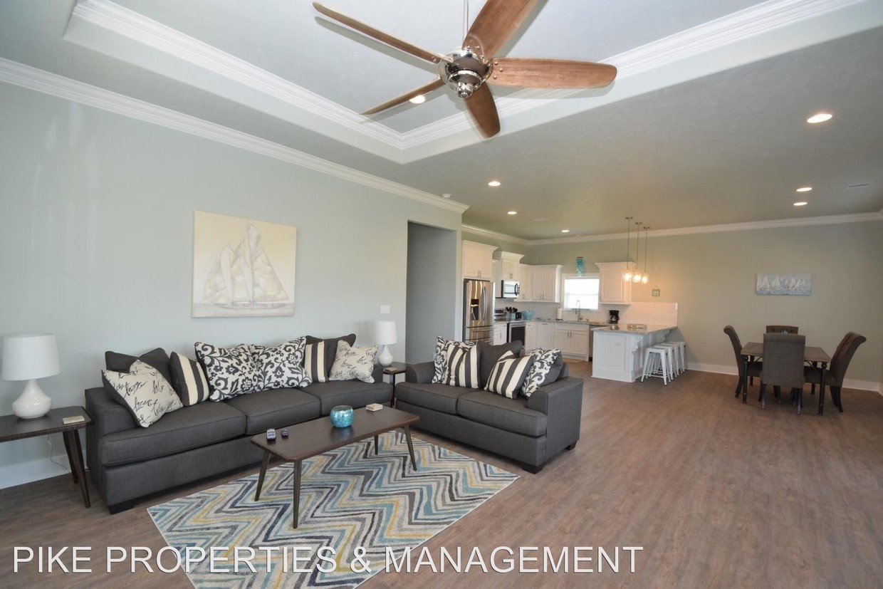 Primary Photo - 971 S Stingaree Dr