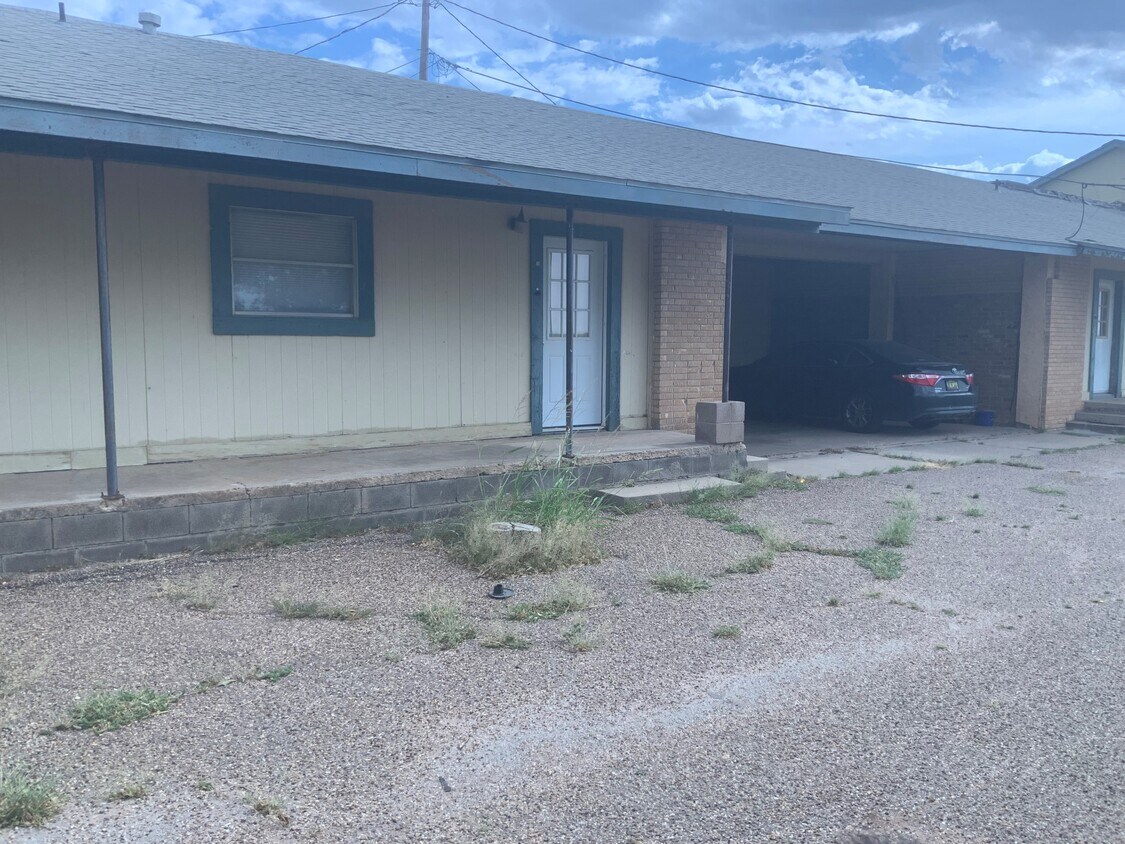 Building Photo - 17001 Interstate 27