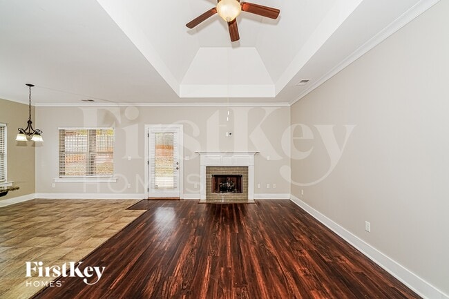 Building Photo - 6366 Cove Ln