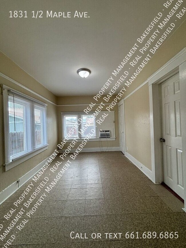 Building Photo - 1831 1/2 Maple Avenue - Zero Deposit, Ask ...