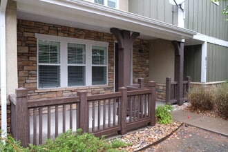 Building Photo - 5850 Dripping Rock Ln