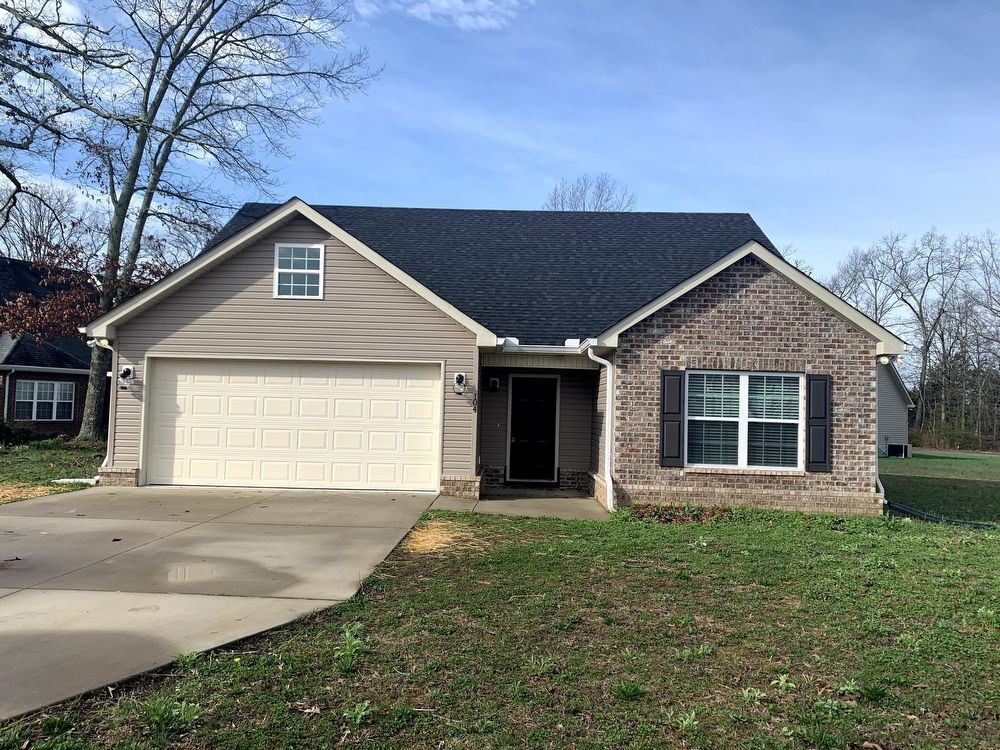 Foto principal - 104 Kingston Ct
