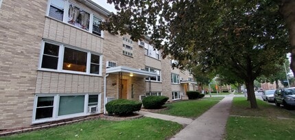 Building Photo - 6807 13th St