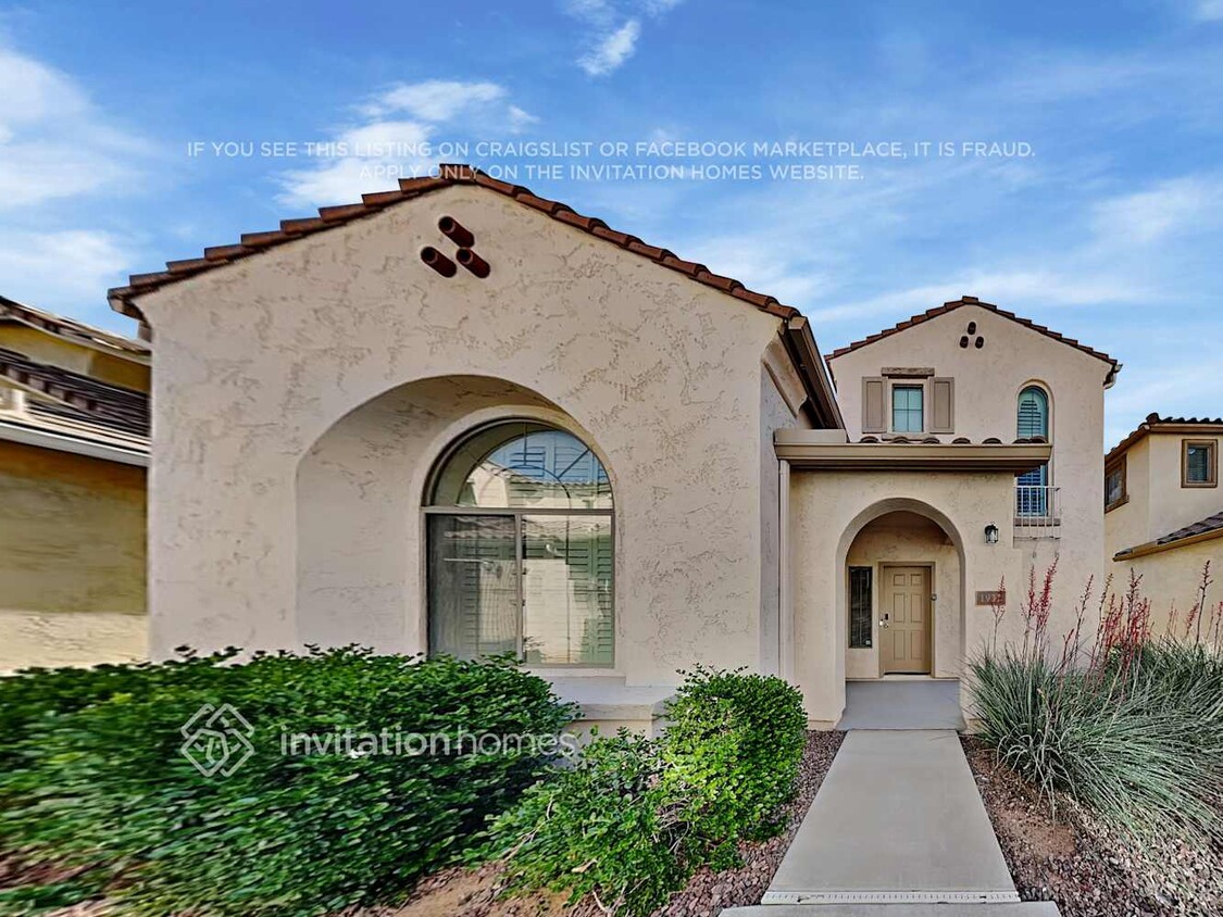 Foto principal - 1932 W Faria Ln