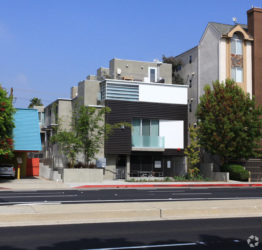 1407 Venice Blvd. - 1407 Venice Blvd