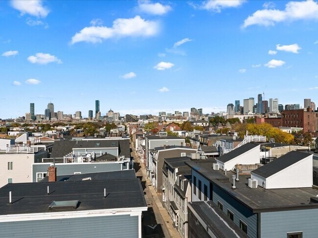 Building Photo - 133 Dorchester St