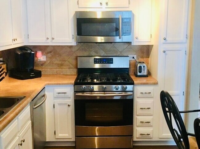 Foto del edificio - 1132 Hinswood Dr