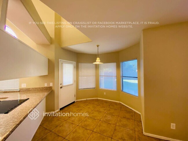Foto del edificio - 953 E Manor Dr