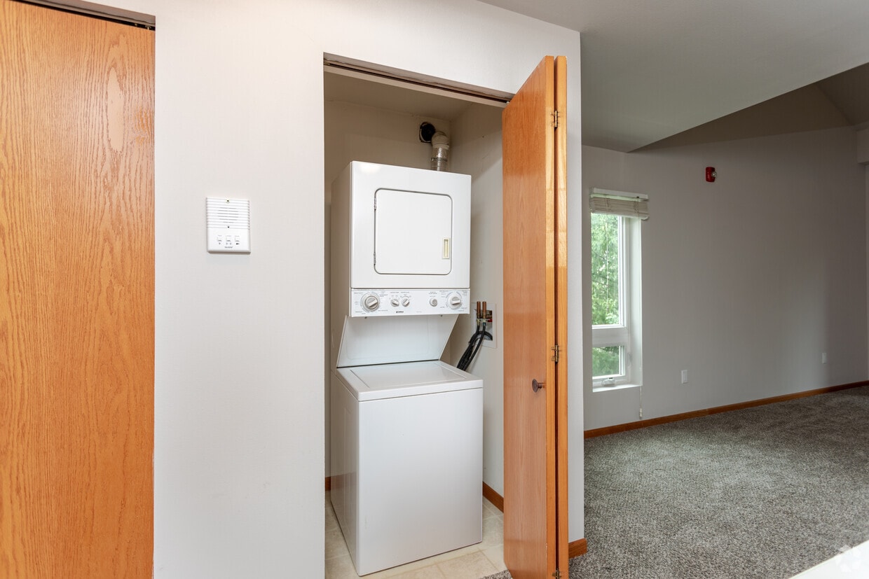 Summit Hill Apartments at 1202 McKenna Blvd Madison, WI