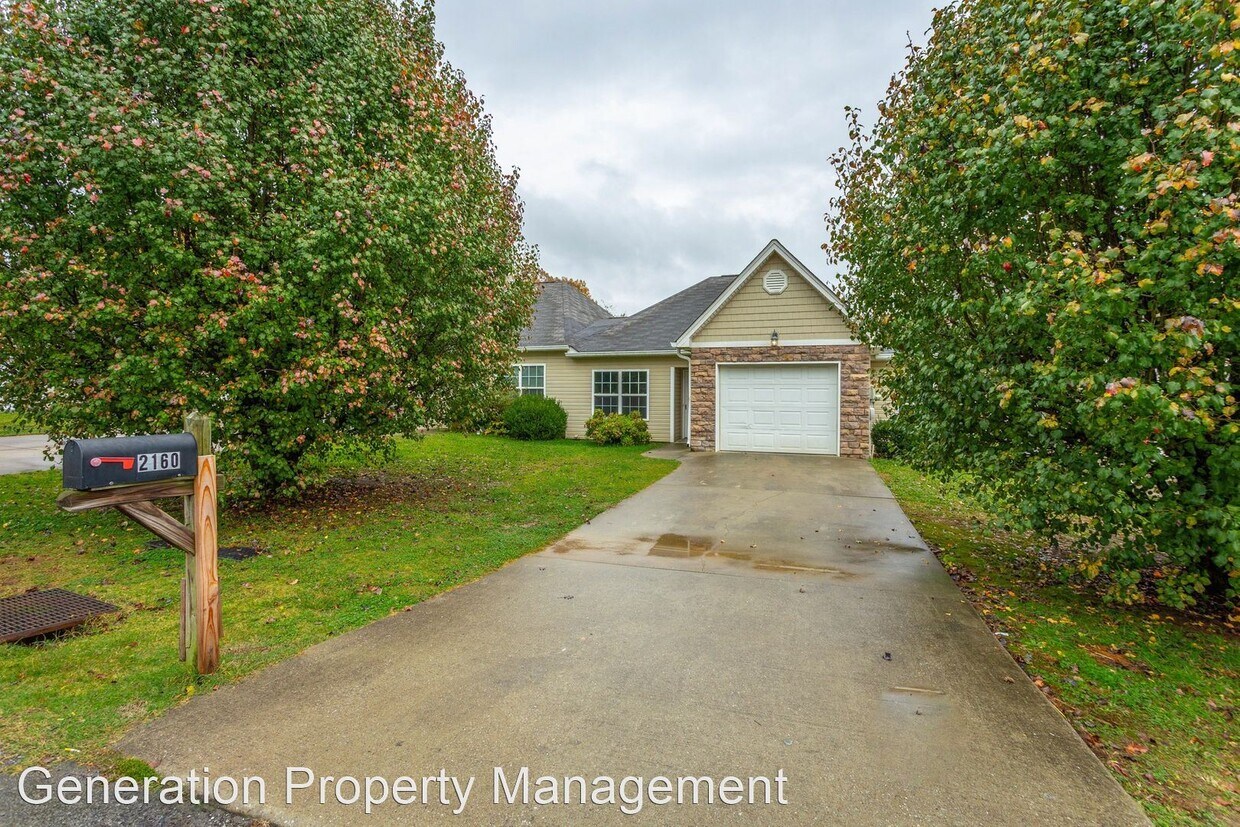 2 br, 2 bath House 2160 Dugan Street House Rental in Chattanooga