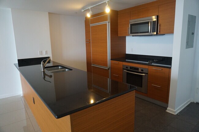 Building Photo - 50 Biscayne Blvd