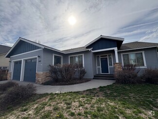 Building Photo - 3453 NE Fieldstone Ct