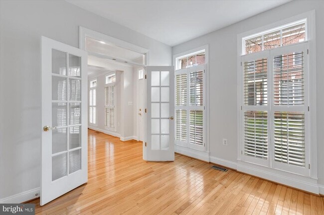 Foto del edificio - 427 Park Ave