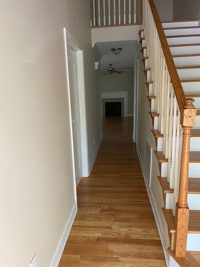 404 E Mountain View Rd Unit 403, Johnson City, TN 37601 Condo for