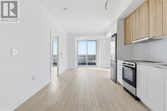 Building Photo - 9763 Markham Rd