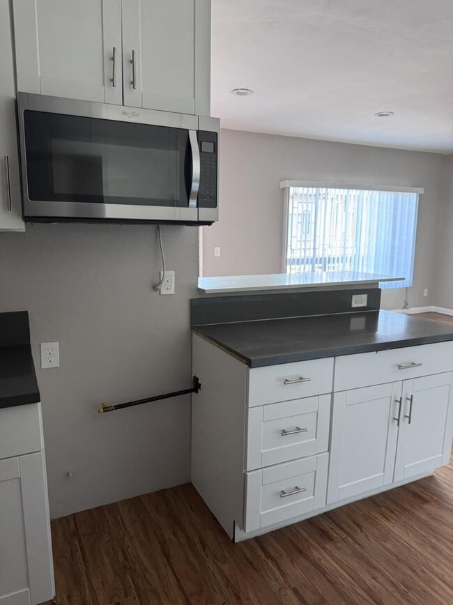 Interior Photo - 6819 Laurel Canyon Blvd.