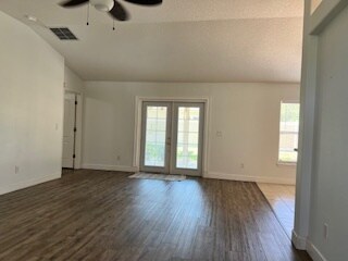 Building Photo - 13 Uniontin Ct