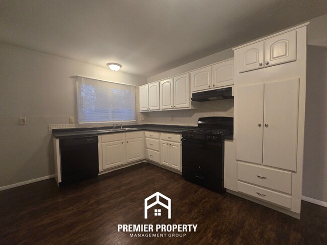 Foto del edificio - 11930 Kingshead Dr