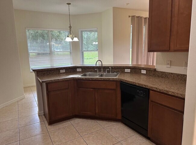 Building Photo - 23 Reidsville Dr