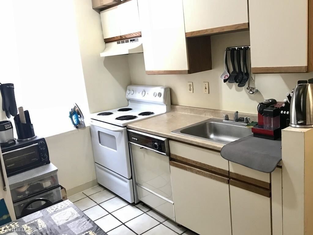 Foto del edificio - Studio, 1 bath  - 1407 Commonwealth Ave Apt 4