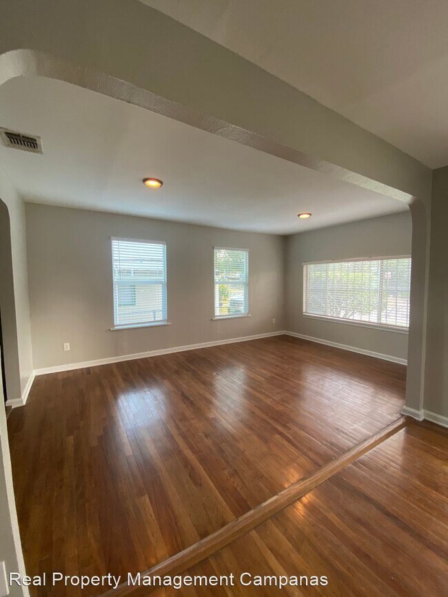 Building Photo - 2 br, 1 bath House - 1418 W Gerald Ave