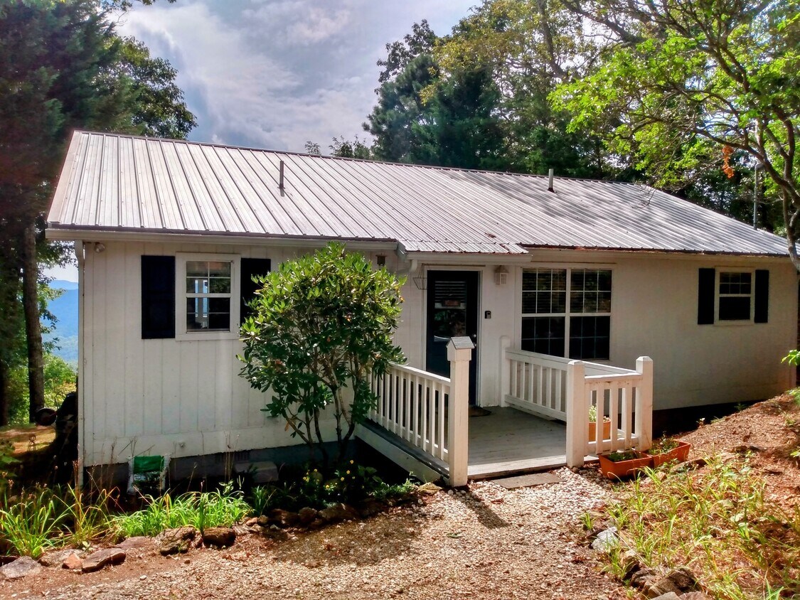 Foto principal - 548 Confederate Dr