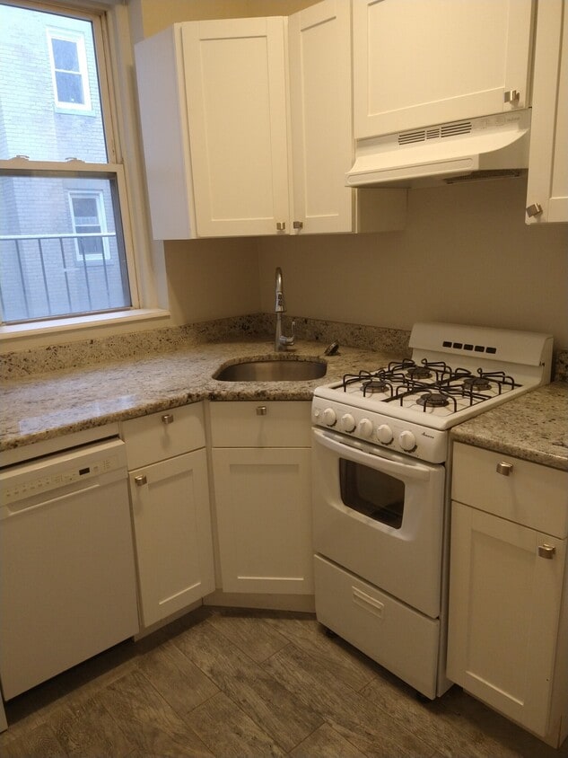 Primary Photo - 441 Shawmut Ave