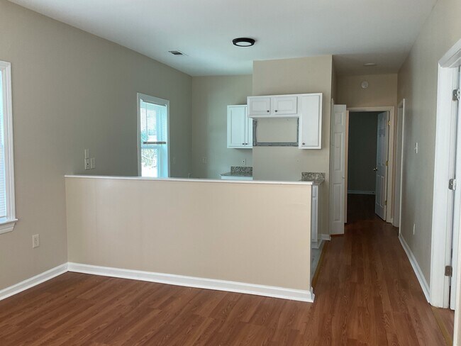 Foto del edificio - 266 W Garfield St