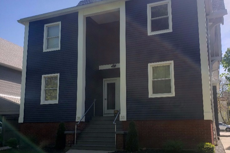 Primary Photo - 35 Norwood Ave