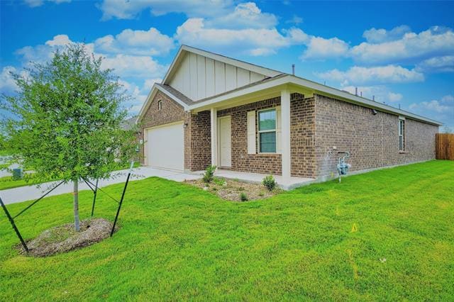 Building Photo - 1708 Helmoken Falls Dr