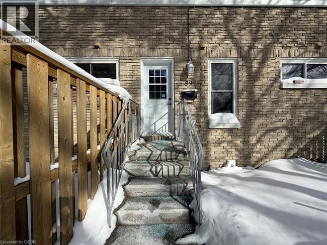 Building Photo - 35 Breckenridge Dr