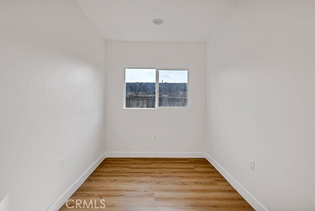 Foto del edificio - 222 E Vernon Ave
