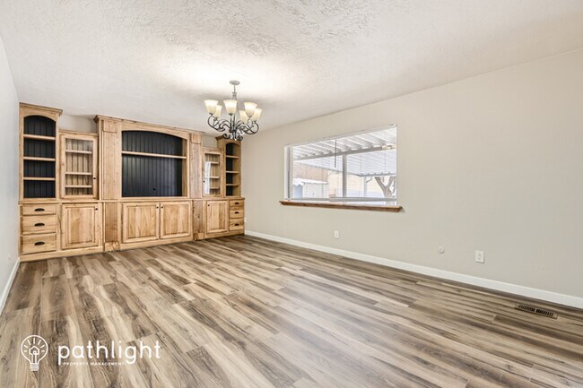 Building Photo - 470 East 350 South, Santaquin, UT, 84655