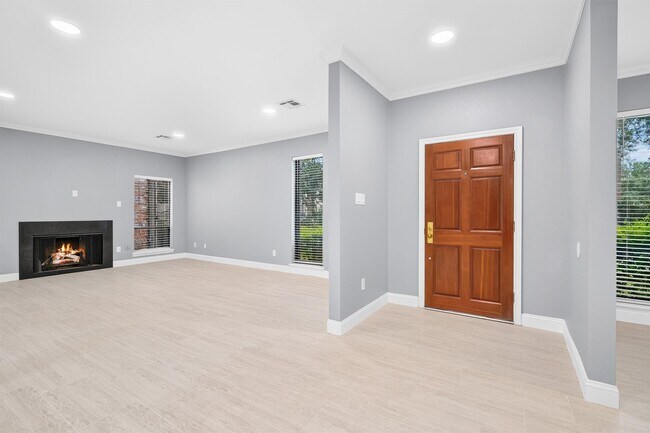 Building Photo - 1032 Townplace St