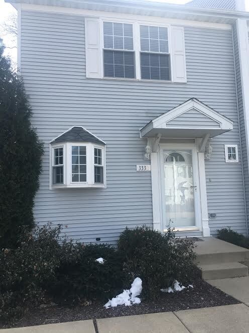 Foto principal - 3330 West King James Road