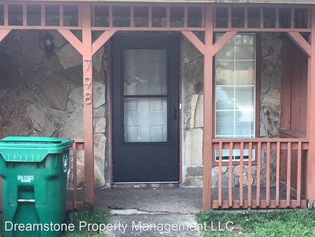Building Photo - 3 br, 2 bath House - 798 Heritage Oaks Drive