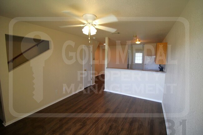 Building Photo - 4509 Deek Dr
