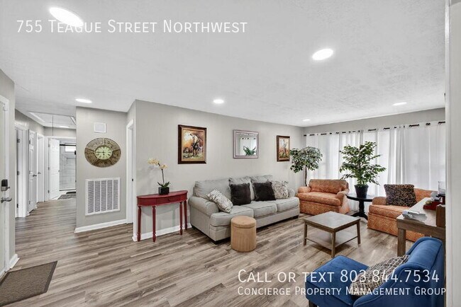 Foto del edificio - 755 Teague St NW