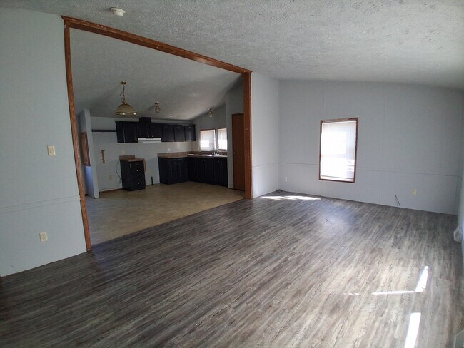 Foto del edificio - 917 Blue Ridge Dr