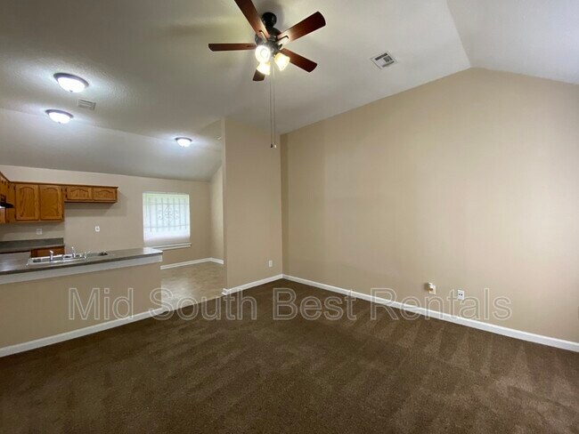 Foto del edificio - 5202 Chantilly Dr