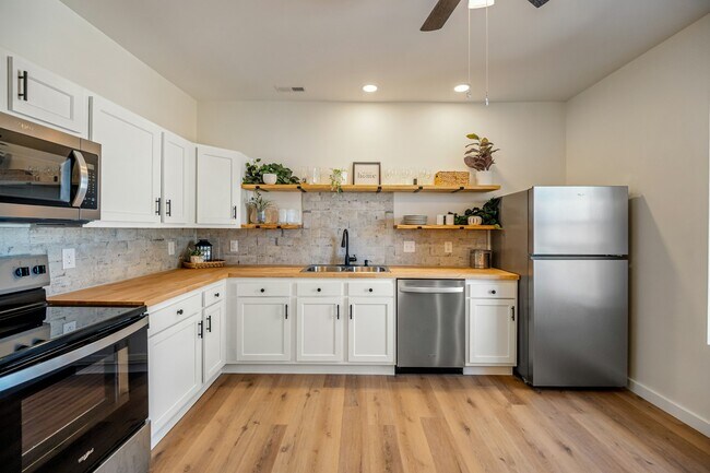 Foto del edificio - 1014 9th Ave